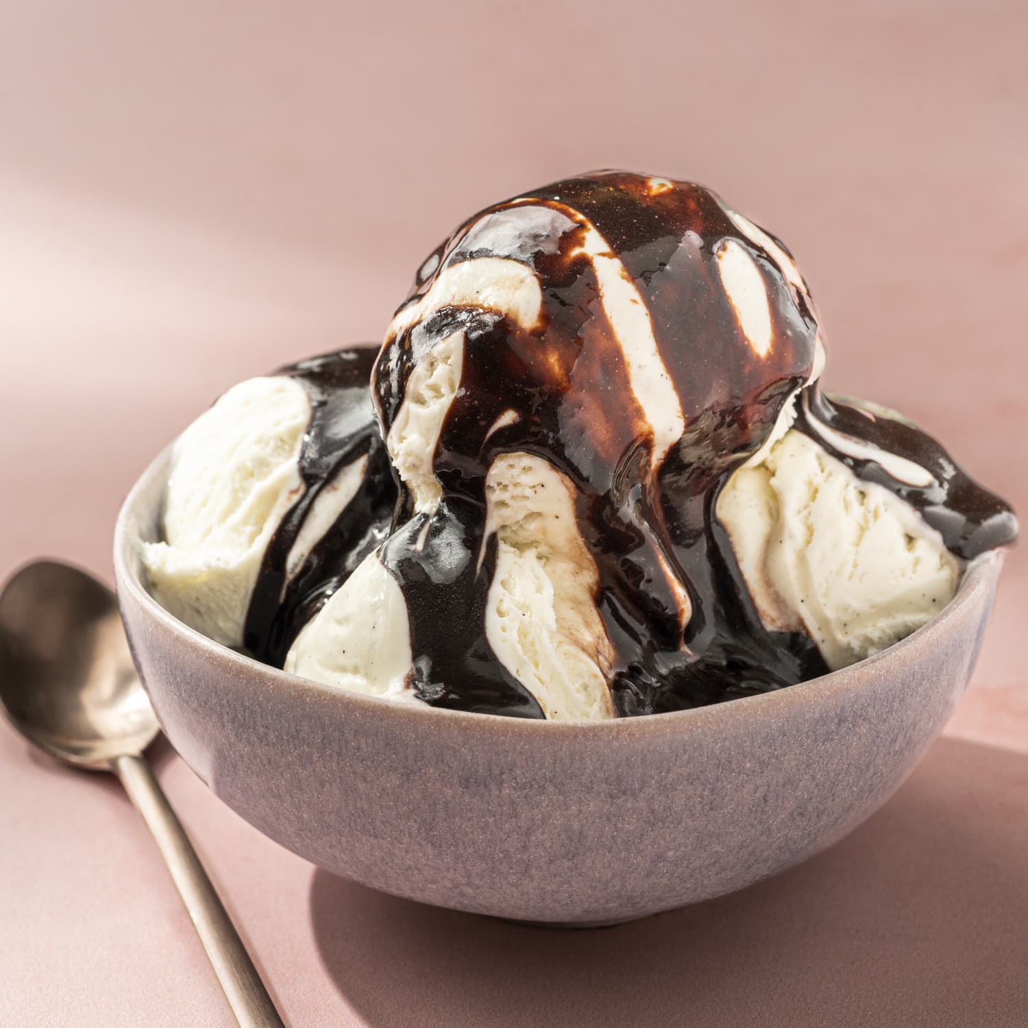 Chocolate sauce for online ice cream